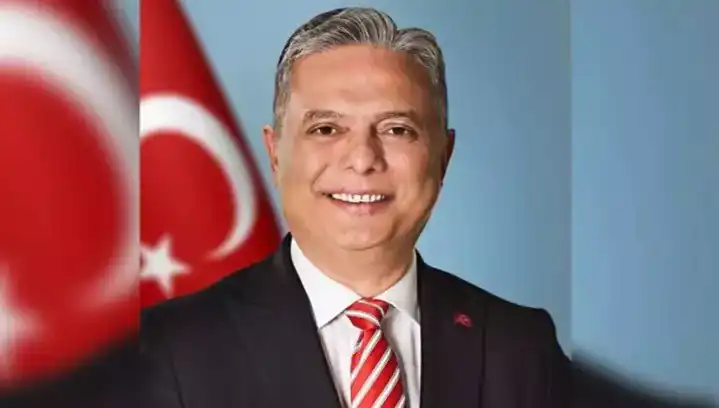 CHP’nin Yeni Yıldızı: Ümit Uysal’ın Siyasi Yolculuğu