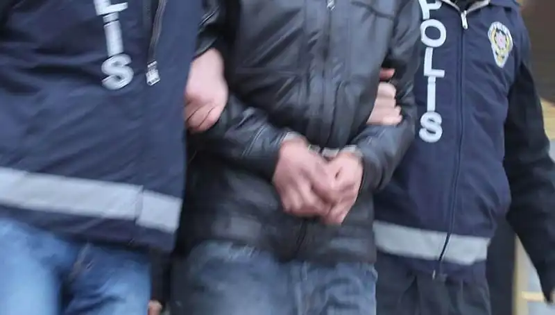 Kütahya'da Uyuşturucu Operasyonu: 5 Kişi Tutuklandı, Sokaklar Rahatlayacak mı?
