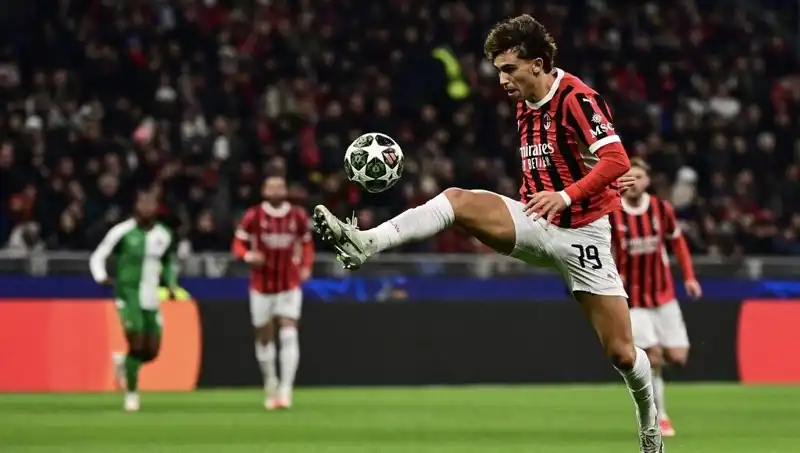 Joao Felix Transferinde Galatasaray Sürprizi: Menajeri Açıklama Yaptı