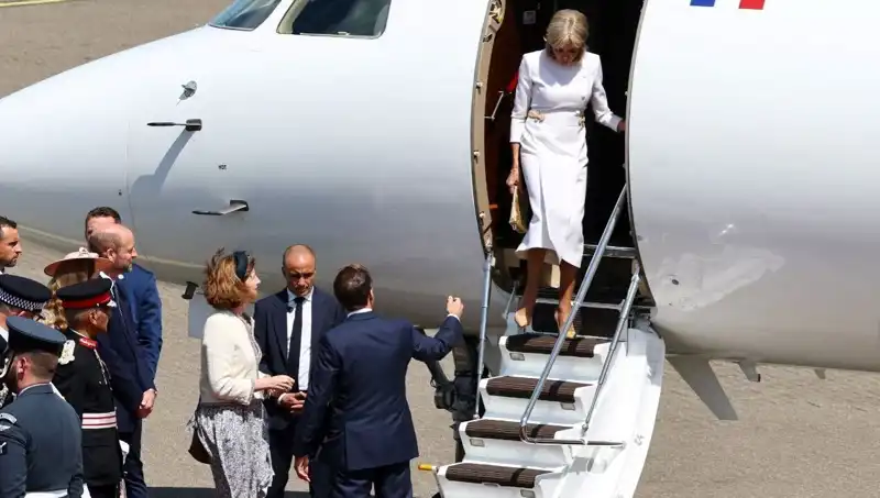 Macron Çiftinde Sıcak Gelişmeler: Eşi İle Arasında Neler Oluyor?