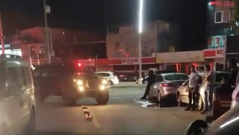 Annesine Saldıran Kardeşini Öldüren Oğul Olayı Şok Ediyor