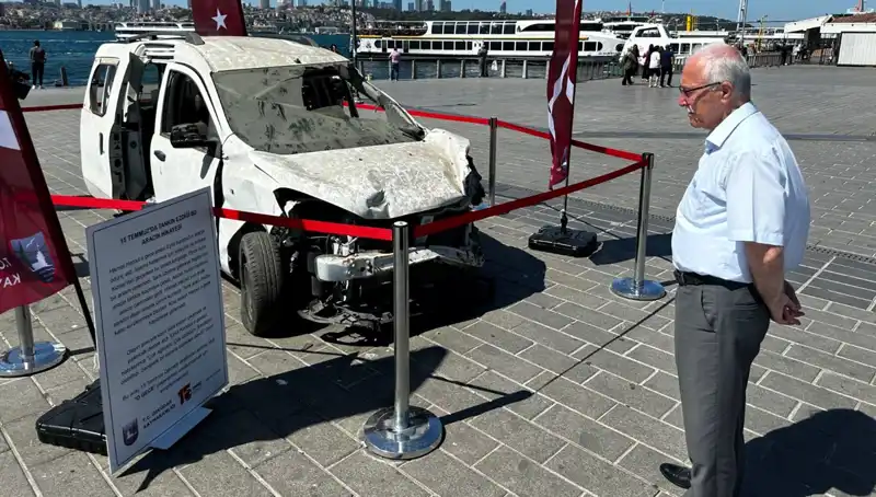 15 Temmuz’un Hatırası: Tankla Ezilen Otomobiller Sergisi Açıldı