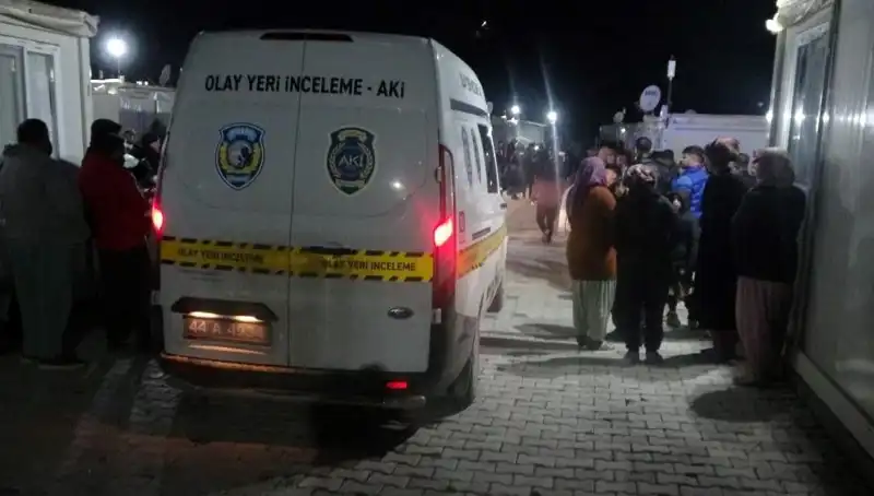 Husumeti Olan Kişilerin Kavgasında Kan Aktı: Ayrıntılar Ortaya Çıktı