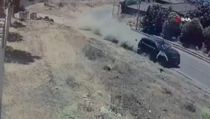 15 Yaşındaki Sürücü, Yaya Kaza Anında Hayatını Kaybetti: Olayın Ayrıntıları
