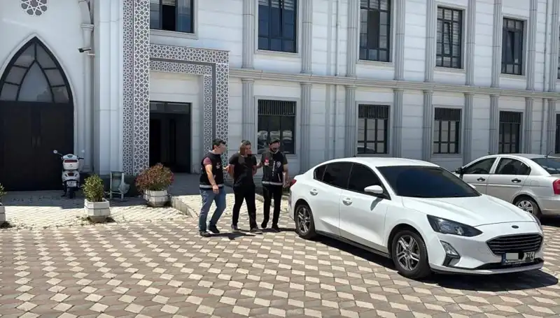 Kocaeli’de Şok Cinayet: Katil Zanlısı Yakalandı ve Tutuklandı!