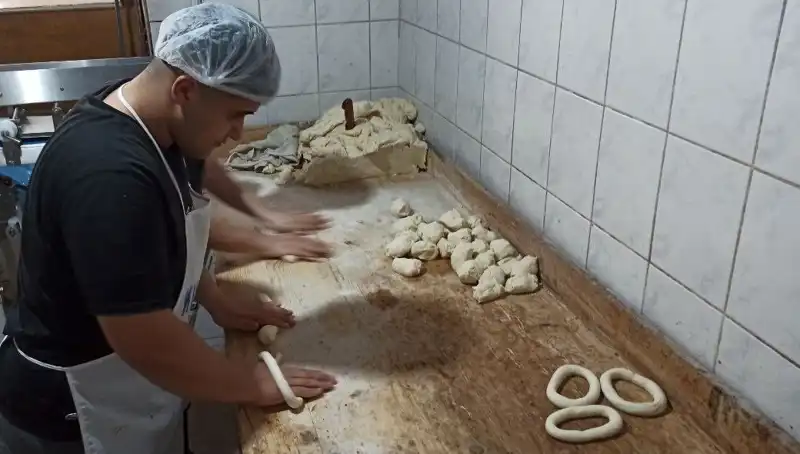113 Yıllık Geleneğin Sırrı: Taş Fırınında Odun Ateşinde Eşsiz Lezzet!